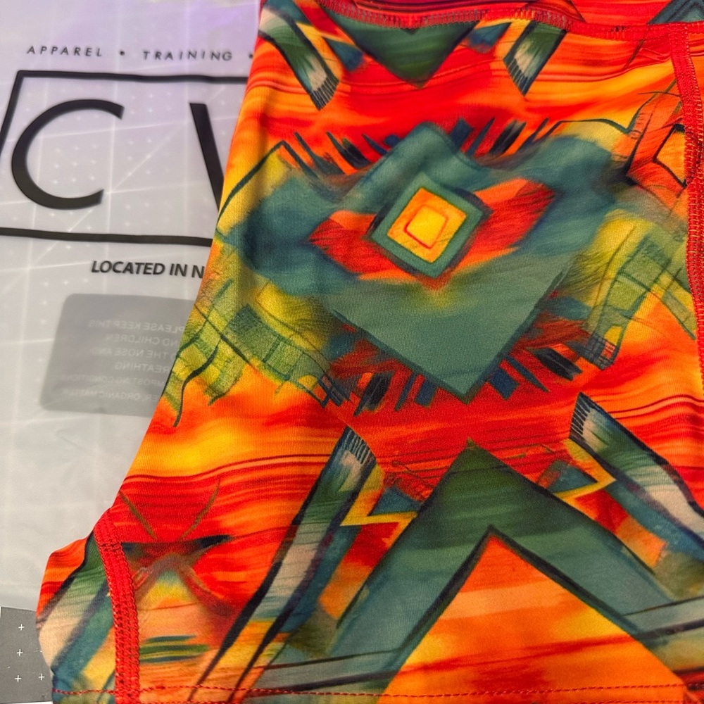 🔥 Constantly Varied Gear (CVG) “Free Spirit” 2.5” Shorts Orange & Teal – Size M